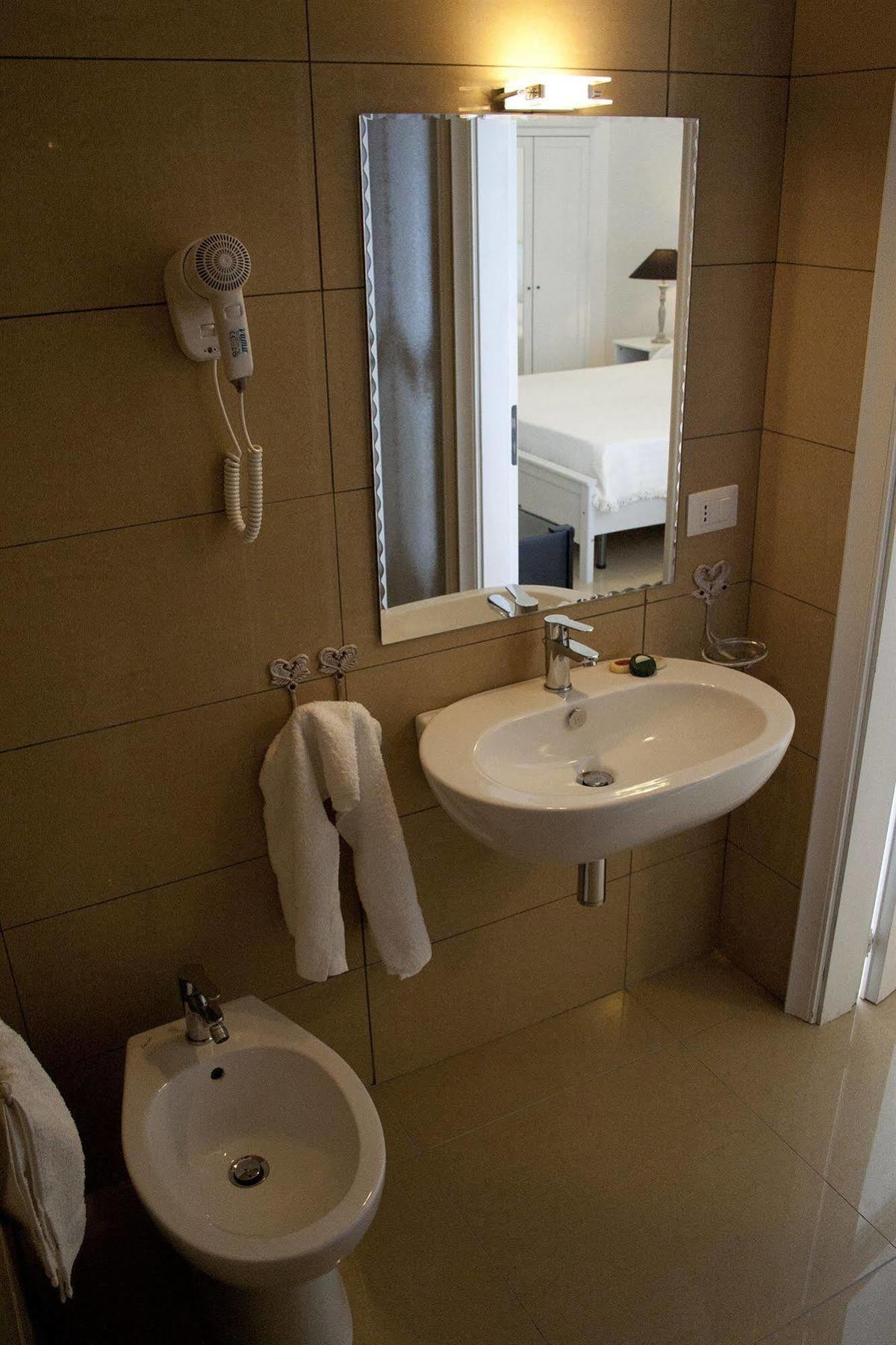 B&B Artemide Lecce Kültér fotó