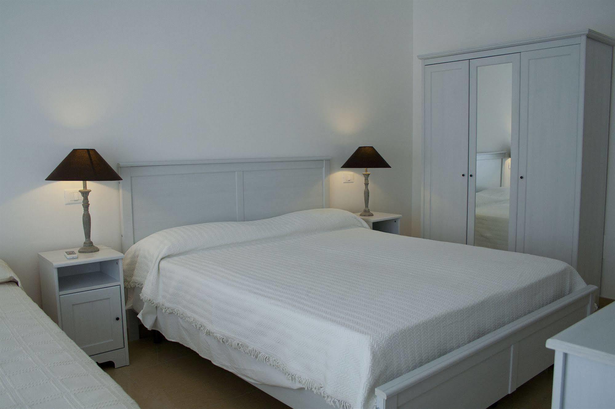 B&B Artemide Lecce Kültér fotó